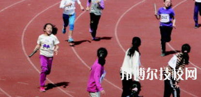 嘉峪關(guān)體育運動學(xué)校2020年學(xué)費、收費多少
