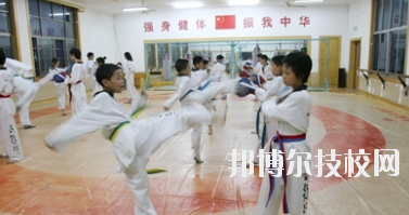 嘉峪關(guān)體育運動學(xué)校2020年報名條件、招生要求、招生對象