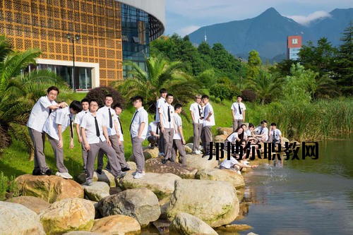 江西廬山旅游中等專業(yè)學(xué)校2020年報名條件、招生要求、招生對象