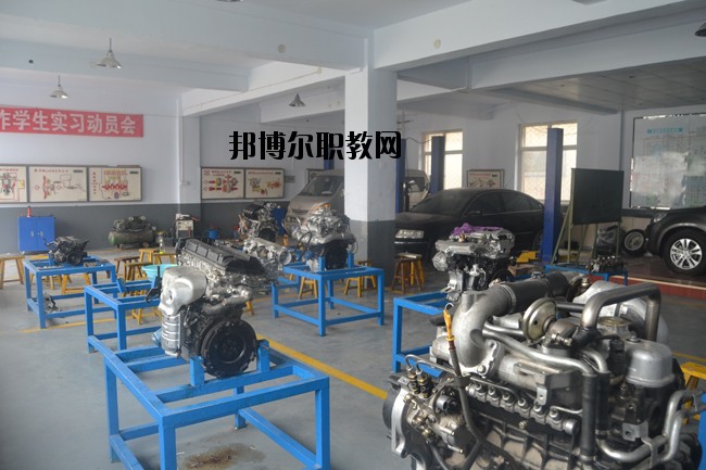衡水兆華科技中等專(zhuān)業(yè)學(xué)校2020年招生簡(jiǎn)章