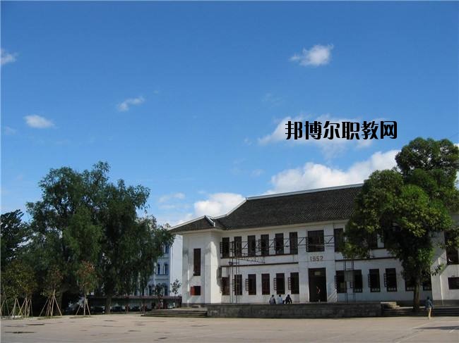 四川省儀隴縣柳埡職業(yè)中學(xué)2020年報(bào)名條件、招生要求、招生對(duì)象