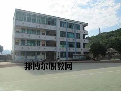 貴州羅甸中等職業(yè)學(xué)校2020年報(bào)名條件、招生要求、招生對(duì)象