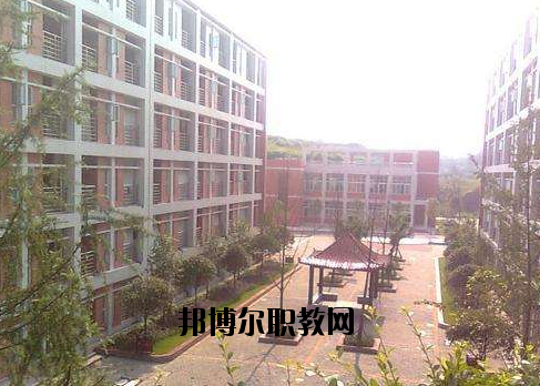 樂清虹橋職業(yè)技術(shù)學(xué)校怎么樣，好不好