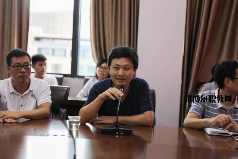 樂清虹橋職業(yè)技術學校2020年報名條件、招生要求、招生對象