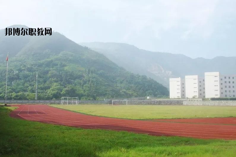 玉環(huán)中等職業(yè)技術(shù)學(xué)校2020年報(bào)名條件、招生要求、招生對象