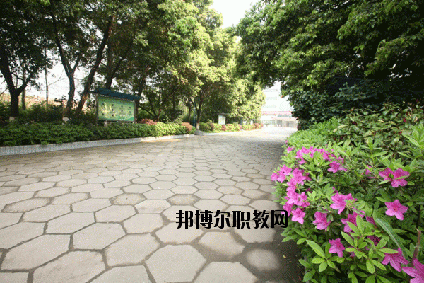 贛州農(nóng)業(yè)學(xué)校2020年報(bào)名條件、招生要求、招生對(duì)象 