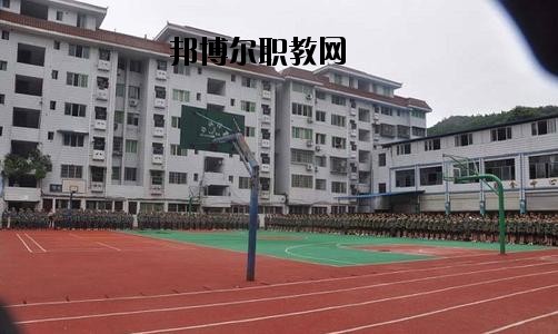 南充中等專業(yè)學(xué)校2020年報名條件、招生要求、招生對象