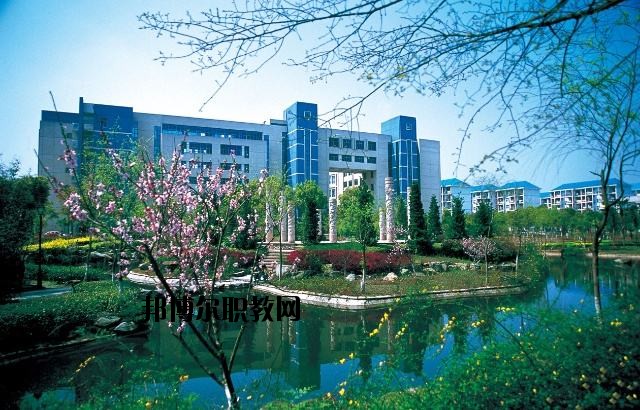 通山職教中心2020年報名條件、招生要求、招生對象
