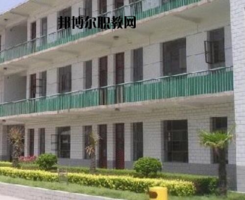 新鄉(xiāng)衛(wèi)生學(xué)校怎么樣、好不好