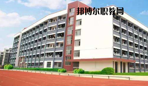 廣西商業(yè)技師學(xué)院2020年報(bào)名條件、招生要求、招生對(duì)象