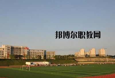 南充理工學(xué)校2020年報名條件、招生要求、招生對象