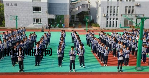 安吉職業(yè)技術學校2020年報名條件、招生要求、招生對象