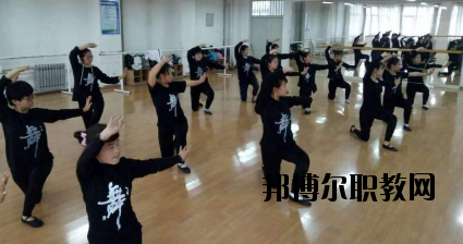 蘭州中泰聯(lián)合職業(yè)學(xué)校2020年報名條件、招生要求、招生對象