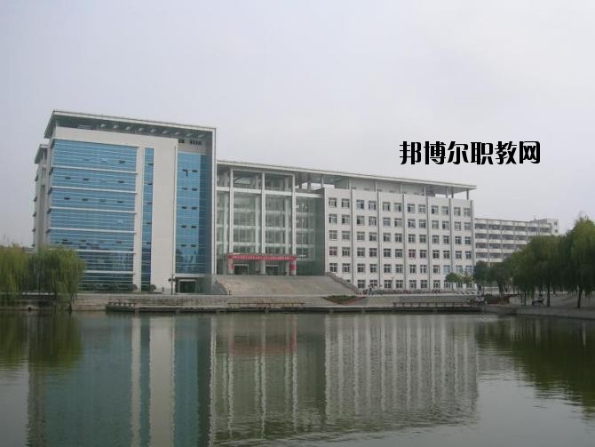 姚安縣職業(yè)高級中學(xué)2020年學(xué)費(fèi)、收費(fèi)多少