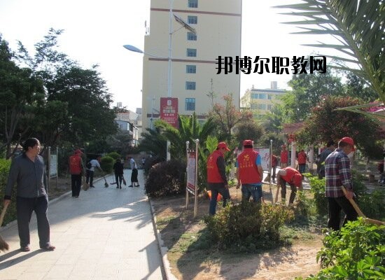 姚安縣職業(yè)高級中學(xué)怎么樣、好不好
