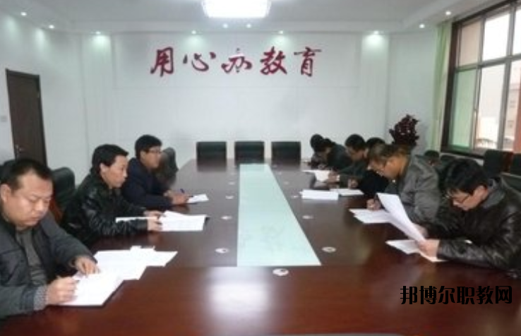 桐鄉(xiāng)綜合中專學(xué)校2020年報(bào)名條件、招生要求、招生對(duì)象