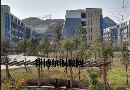 貴州農(nóng)業(yè)機(jī)電學(xué)校2020年報(bào)名條件、招生要求、招生對象