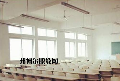 鄭州時(shí)代科技中等專業(yè)學(xué)校2021年報(bào)名條件、招生對(duì)象