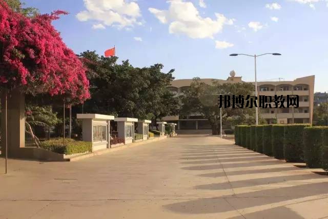 元謀縣職業(yè)高級中學2020年招生辦聯系電話