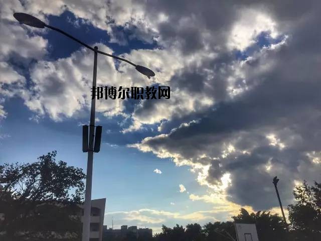 元謀縣職業(yè)高級中學(xué)怎么樣、好不好