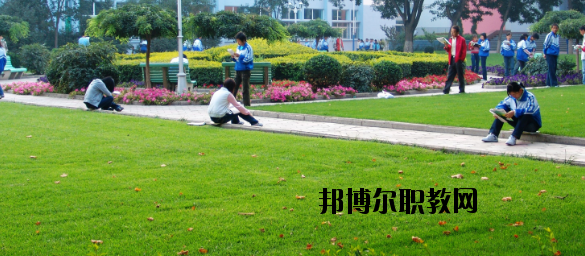 甘肅工業(yè)技師學(xué)院2020年報(bào)名條件、招生要求、招生對(duì)象