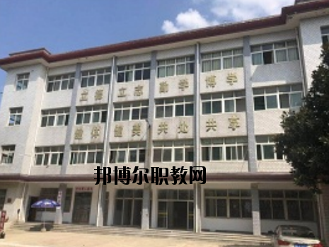 武漢康華中等職業(yè)藝術學校怎么樣、好不好