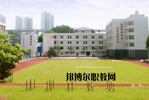 武漢電子信息職業(yè)技術(shù)學(xué)校2020年報(bào)名條件、招生要求、招生對(duì)象