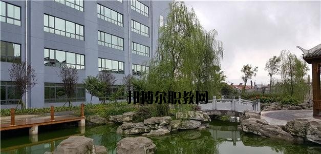 息烽縣職業(yè)技術學校2020年報名條件、招生要求