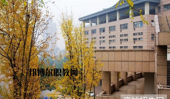 黃梅興華中等專業(yè)學校網(wǎng)站網(wǎng)址