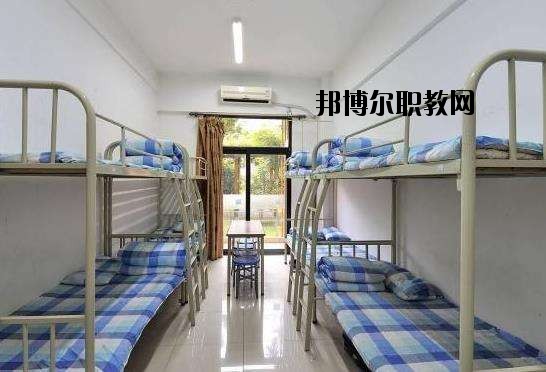 四川省雙流縣華陽職業(yè)高級(jí)中學(xué)2020年宿舍條件