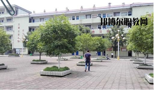 萍鄉(xiāng)福田職業(yè)中學(xué)2020年報(bào)名條件、招生要求、招生對(duì)象