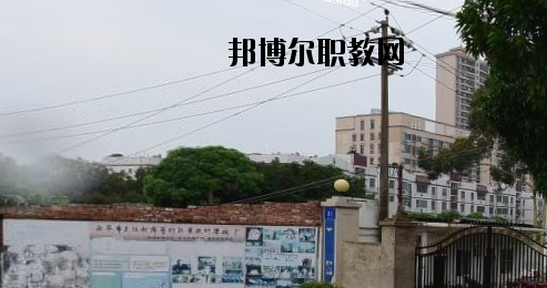 南寧民族歌舞藝術(shù)職業(yè)技術(shù)學(xué)校怎么樣、好不好