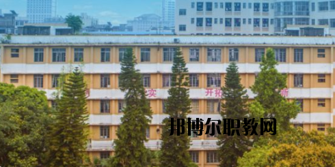 廣西玉林財(cái)經(jīng)學(xué)校怎么樣、好不好