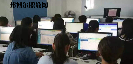 梧州機(jī)電技工學(xué)校2020年報(bào)名條件、招生要求、招生對(duì)象 