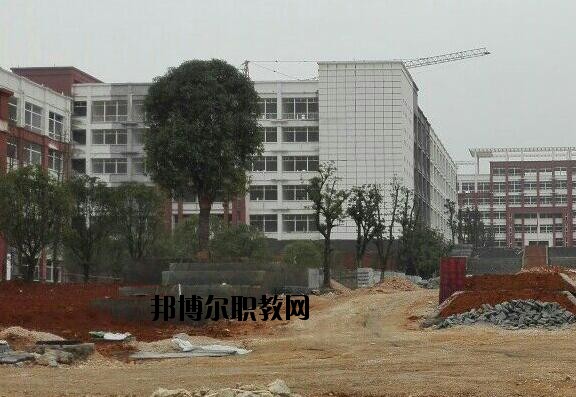 松桃苗族自治中等職業(yè)學校2020年報名條件、招生要求、招生對象