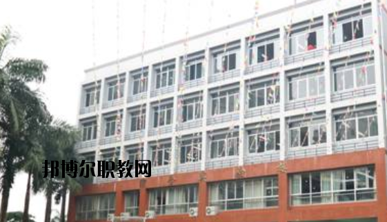廣西電子高級(jí)技工學(xué)校2020年報(bào)名條件、招生要求、招生對(duì)象