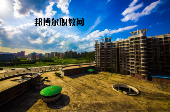 東莞南博職業(yè)技術(shù)學校2020年招生辦聯(lián)系電話