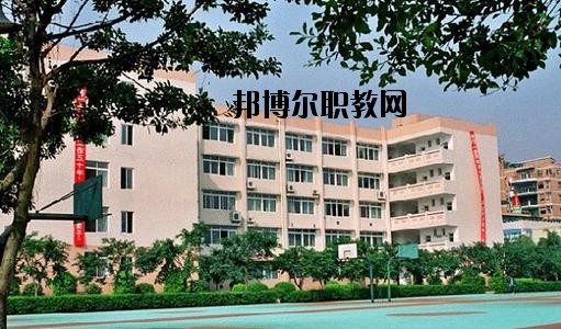 瀘州電子機(jī)械學(xué)校2020年報(bào)名條件、招生要求、招生對(duì)象