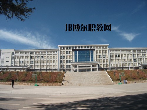文山職業(yè)高級中學2020年報名條件、招生要求、招生對象