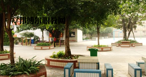 南寧中南理工職業(yè)技術學校2020年報名條件、招生要求、招生對象
