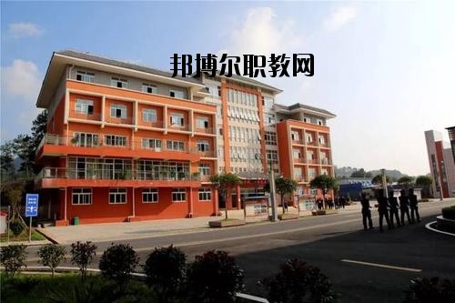 黔東南州國(guó)防科技學(xué)校怎么樣，好不好
