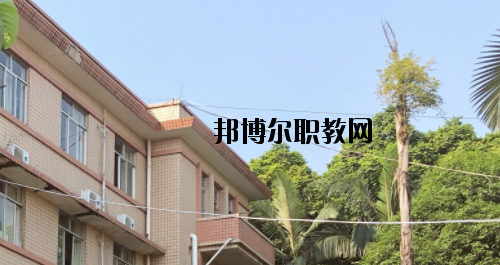 廣西工貿(mào)職業(yè)技術(shù)學(xué)校怎么樣、好不好
