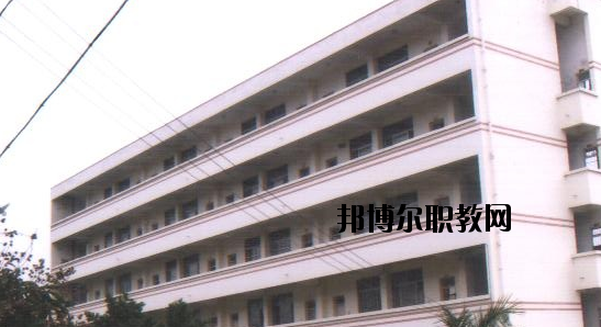 南寧電子工程學校2020年報名條件、招生要求、招生對象 