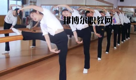 武威遠(yuǎn)博技工學(xué)校2020年學(xué)費(fèi)、收費(fèi)多少