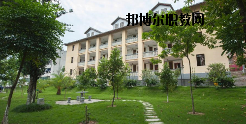 梅州農(nóng)業(yè)學(xué)校2020年報名條件、招生要求、招生對象