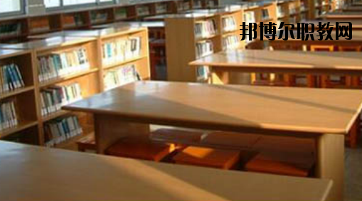 柳州工業(yè)職業(yè)技術(shù)學(xué)校2020年報(bào)名條件、招生要求、招生對象 