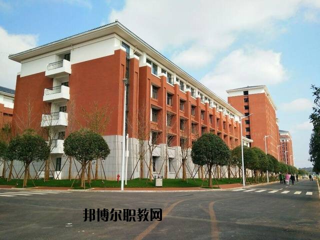 洪湖理工中等職業(yè)學(xué)校怎么樣、好不好