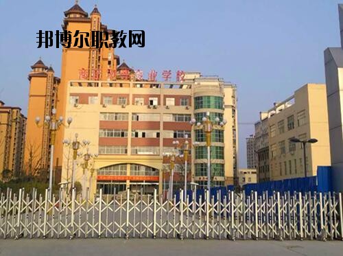 商丘中等專業(yè)學(xué)校2021年報名條件、招生對象