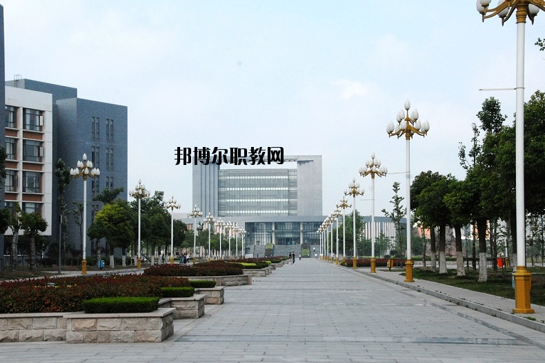鹽城師范學(xué)院怎么樣、好不好