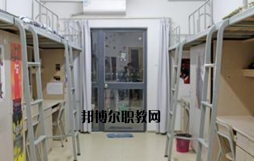 衢州交通中等專(zhuān)業(yè)學(xué)校2020年學(xué)校宿舍條件